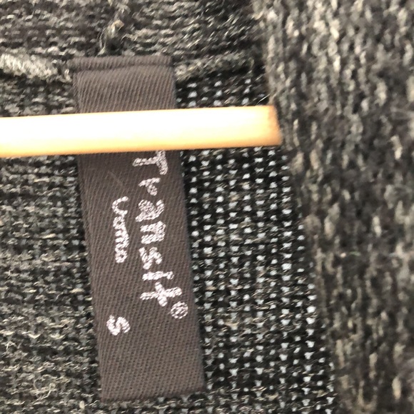 Mens S sweater coat - Picture 2 of 6